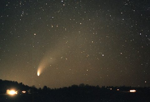 Comet Hale-Bopp - April 26, 1997
